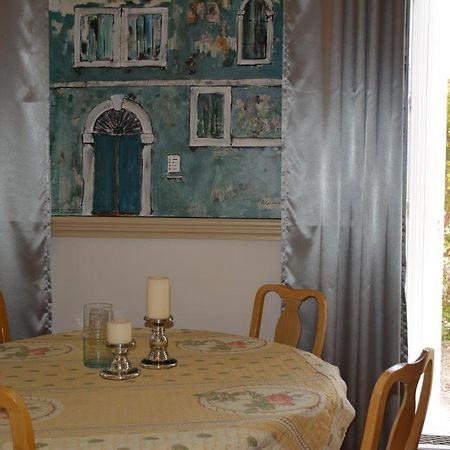 Le Gîte du Château Auriac-sur-Vendinelle Extérieur photo
