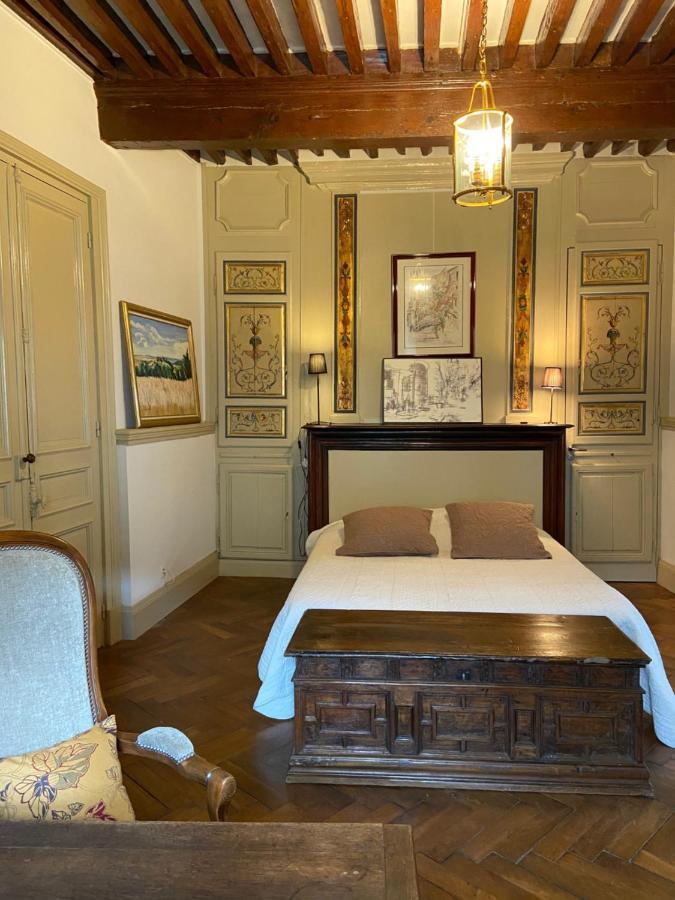 Le Gîte du Château Auriac-sur-Vendinelle Extérieur photo